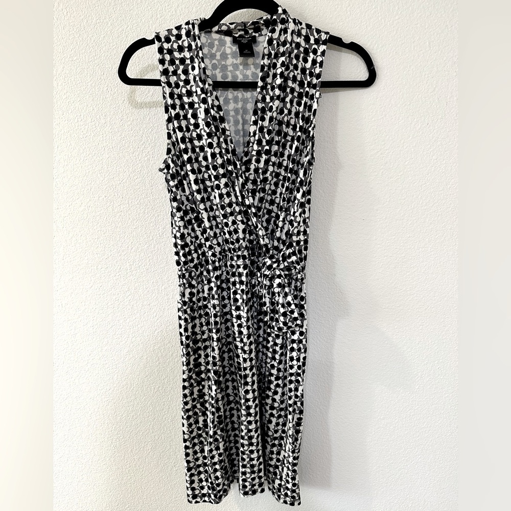 Ann Taylor v neck tie detail dress size small petite